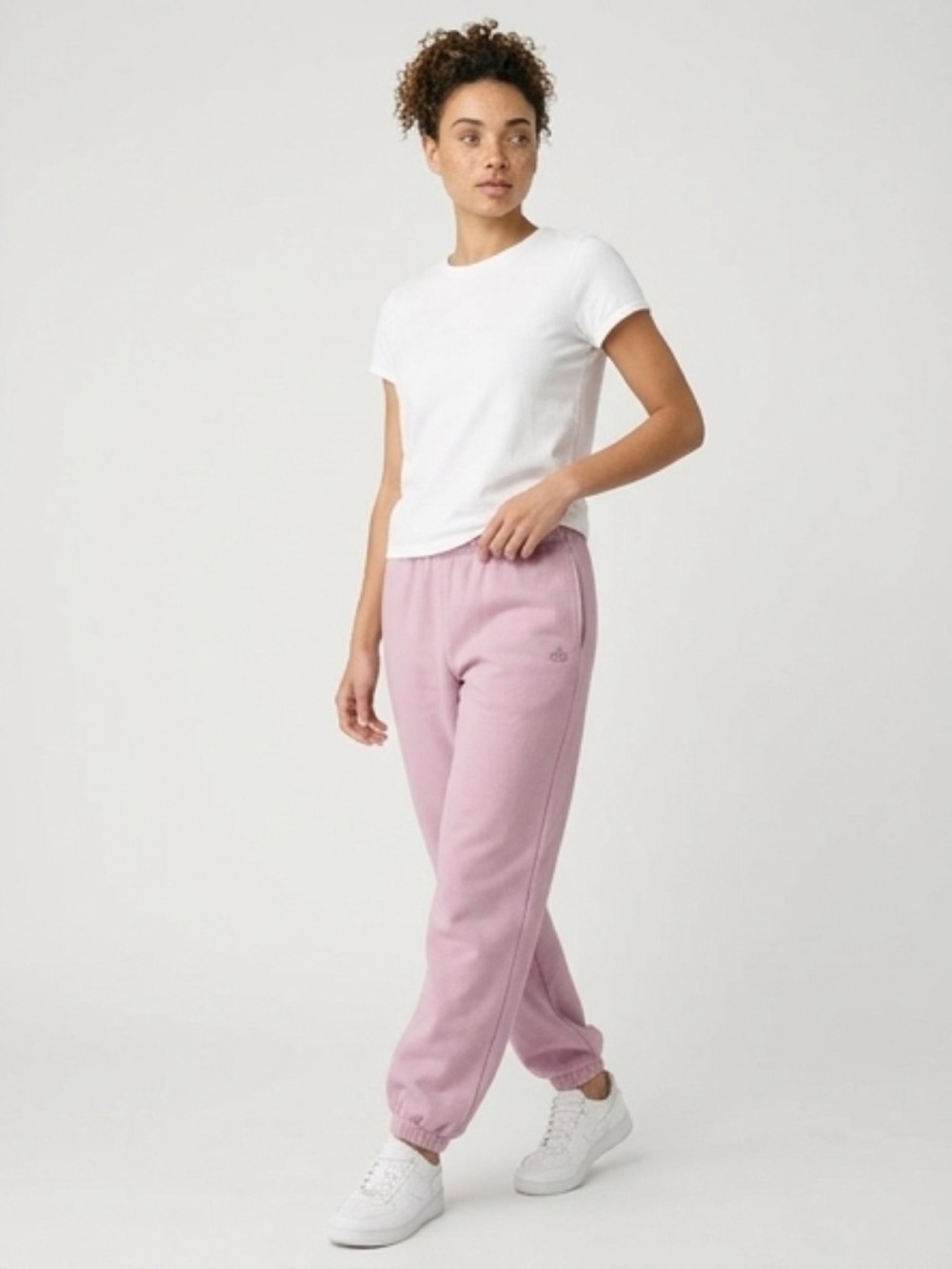 Alo Yoga Accolade Sweatpants Pink